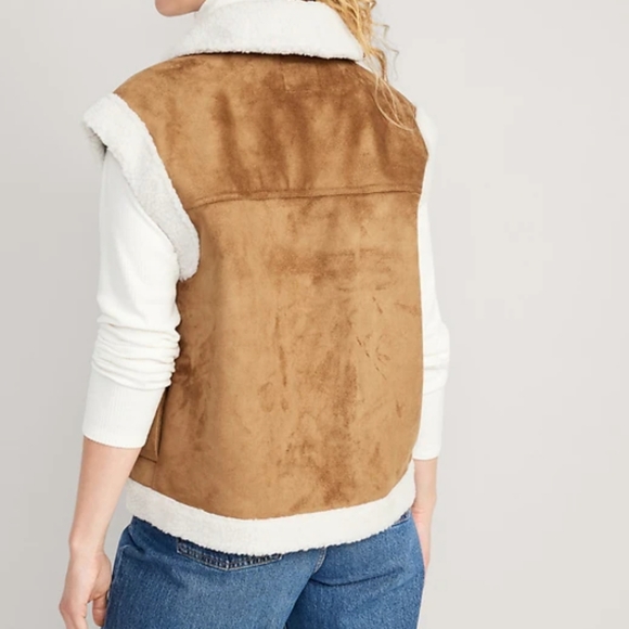 Faux Suede SHERPA LINED WOMEN'S VEST - Picture 2 of 11